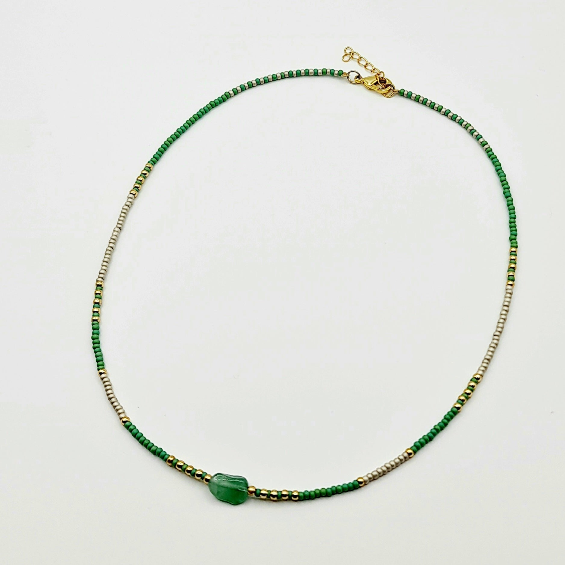 precious stone beaded necklaces, green and gold beaded necklaces, stone bead necklaces, jade necklace, natural stone necklace