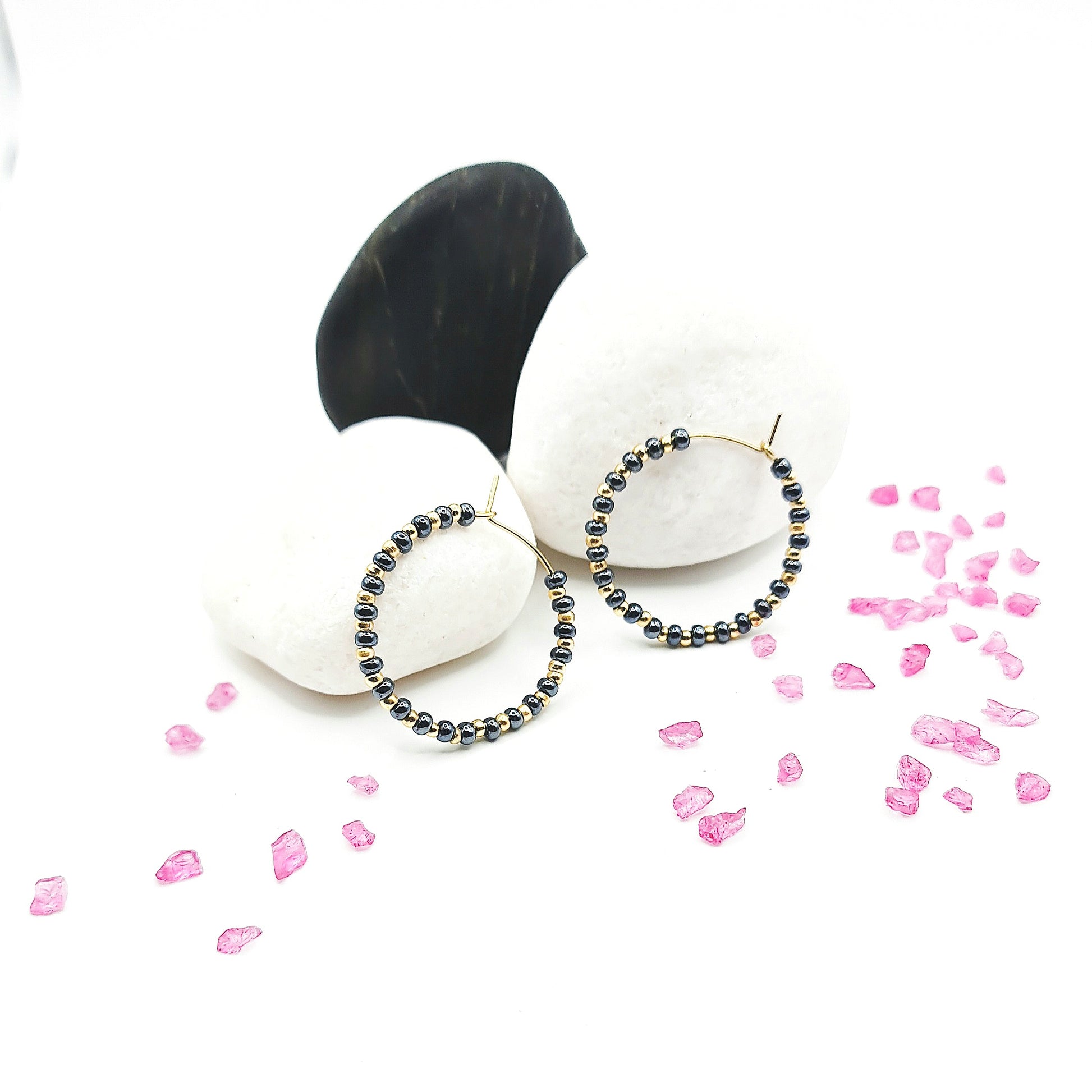 glass bead hoop earrings, black and gold hoop earrings, beaded hoop earrings, anthracite hoop earrings