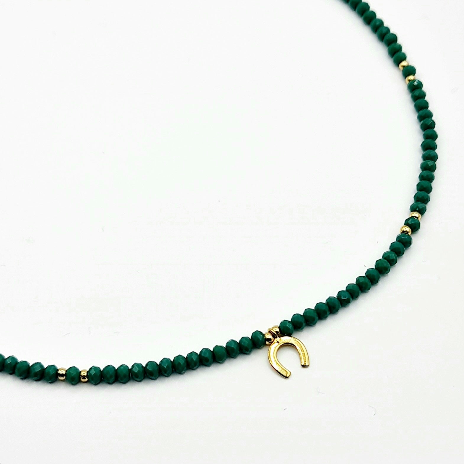 Emerald green hot sale crystal necklace